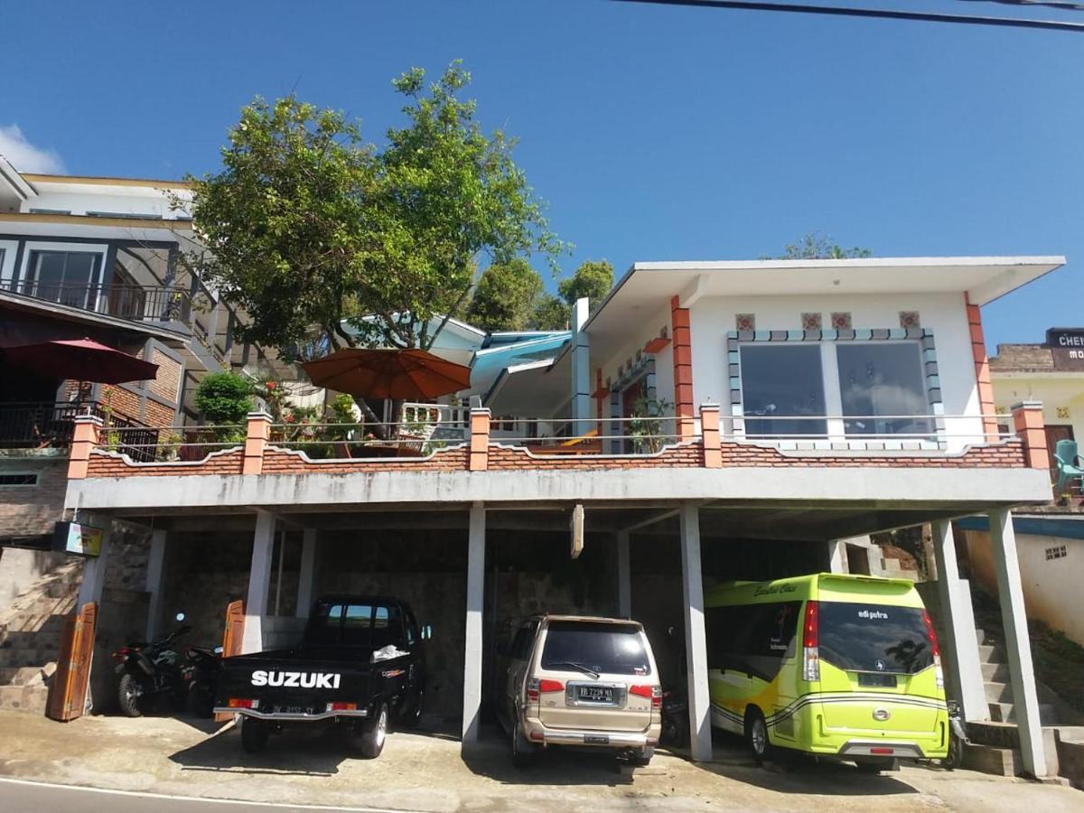 Bintang Bungalow Tour & Travel Kelimutu Exterior photo